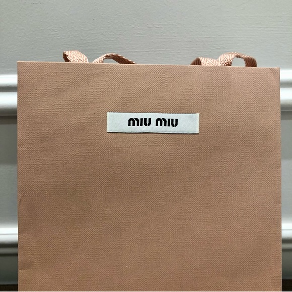 Authentic MIU MIU pink small gift bag with ribbon. Excellent condition. - Picture 2 of 5